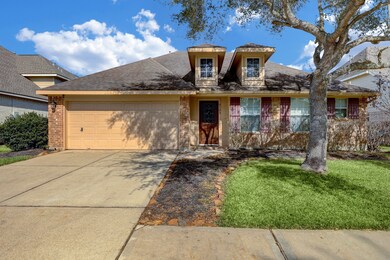 6103 Hubbell Dr, Pearland, TX 77584 - photo 2