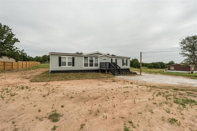 105 Salty Dog Ln, Springtown, TX 76082 - photo 4