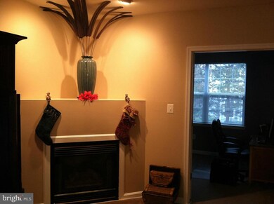 12705 Found Stone Rd unit 102, Germantown, MD 20876 - photo 6