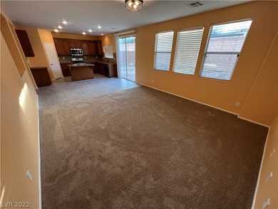 8261 Pearl Oasis Ct, Las Vegas, NV 89139 - photo 4