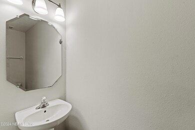 4607 Crib Ct, Jacksonville, FL 32210 - photo 5