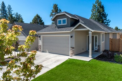 20387 Lois Way, Bend, OR 97702 - photo 2