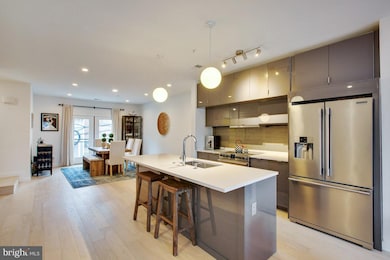 1867 Corcoran St NE unit B, Washington, DC 20002 - photo 4