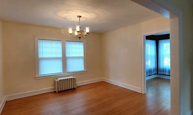 610 N Sheridan Rd unit 1, Waukegan, IL 60085 - photo 6