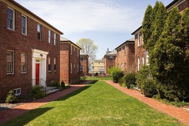 3 Garden Ct unit 1, Cambridge, MA 02138 - photo 2