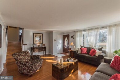 209 Canterbury Dr, Wallingford, PA 19086 - photo 6