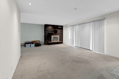 24237 S Thorn Creek Ln, Crete, IL 60417 - photo 7