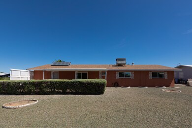 6409_Ellis_Back_1