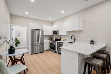 7 Cross St unit 304, Wilmington, MA 01887 - photo 6