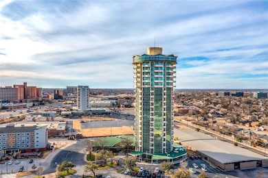 Founders Tower unit 81, Oklahoma City, OK 73112 - photo 3
