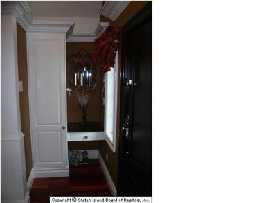 87 Cheshire Place, Staten Island, NY 10301 - photo 4