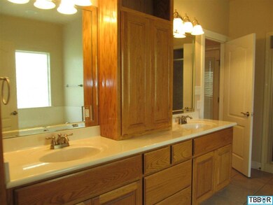 1187 Fredrick Ln, Temple, TX 76502 - photo 4