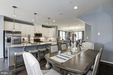 5928 Tomahawk St, New Market, MD 21774 - photo 2