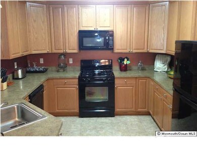 235 Mill Pond Way unit 235, Eatontown, NJ 07724 - photo 3