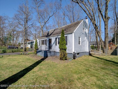 16 Phoenix Pkwy, Oakhurst, NJ 07755 - photo 2