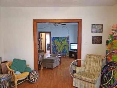 04-2404-L1-Living-room-Dining-room 20200