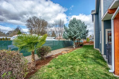 535 Silver Creek Dr, Central Point, OR 97502 - photo 4