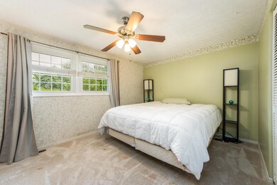 6588 Skywae Dr, Columbus, OH 43229 - photo 6