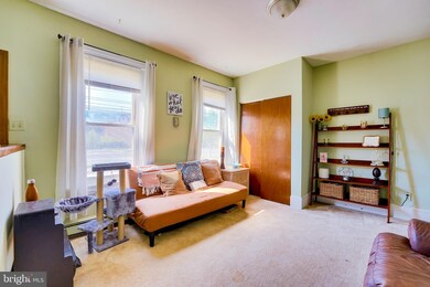 1018 E Hector St, Conshohocken, PA 19428 - photo 2