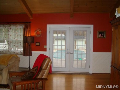 Exit FR to Rear Decking