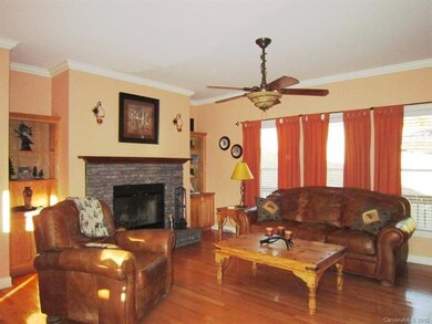 18 Wesley Dr, Leicester, NC 28748 - photo 2