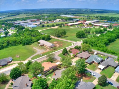 Walking distance to the Upper Elementary and Guthr