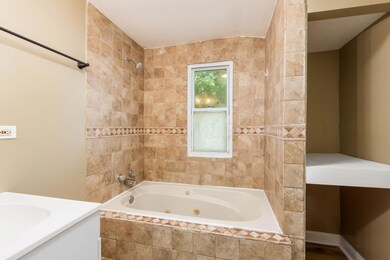 024_6e0f7c_F 904 Garden rd072