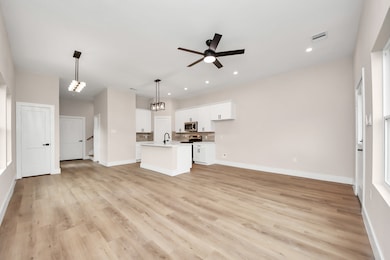 7542 Charlie St, Houston, TX 77088 - photo 6