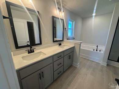 5399 Hidden Pines Cir, Milton, FL 32583 - photo 5