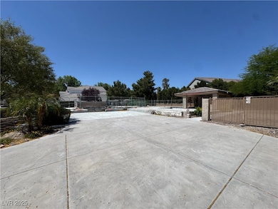 Front Driveway and RV parking gate