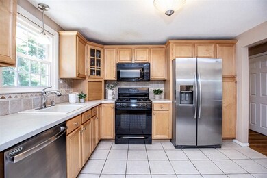 6 Lucaya Cir, Burlington, MA 01803 - photo 5