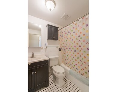 326-328 Commercial St unit 24, Boston, MA 02109 - photo 6