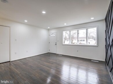 310 Marganza S, Laurel, MD 20724 - photo 2