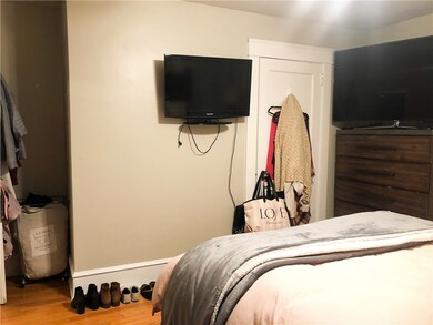 392 Broadway unit 2, Newport, RI 02840 - photo 5