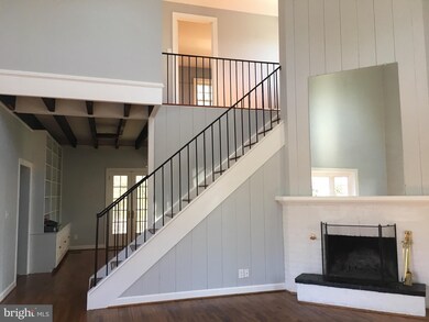 105 Locust St, Middleburg, VA 20117 - photo 6