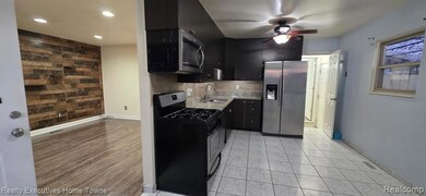 32230 Ruehle Ave, Warren, MI 48093 - photo 4