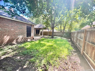 2411 Enfield Grove Dr, San Antonio, TX 78231 - photo 4