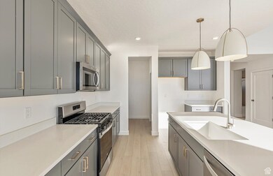 4965 N Topaz Dr unit 302, Eagle Mountain, UT 84005 - photo 6