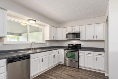 W - Ronson Way-031