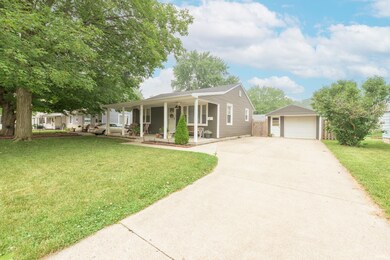 400 Hemlock Dr, Frankfort, IN 46041 - photo 3