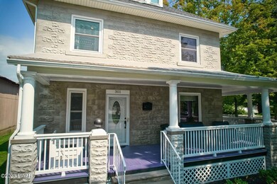 301 W Ann St, Milford, PA 18337 - photo 4