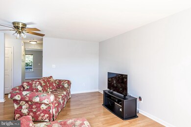 1404 Claridge Ave, Halethorpe, MD 21227 - photo 6