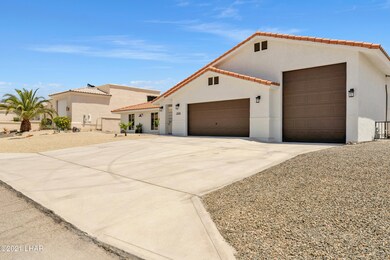 2430 Jamaica Blvd S giant RV garage