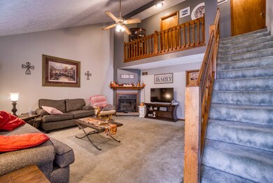 5688 Maple Ln, Newburgh, IN 47630 - photo 3