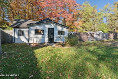 05-5327-Oldham-Dr-Windowstill