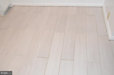 521 Epsom Rd unit 2D, Towson, MD 21286 - photo 6