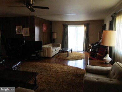 8612 Wendell Ave, Parkville, MD 21234 - photo 4