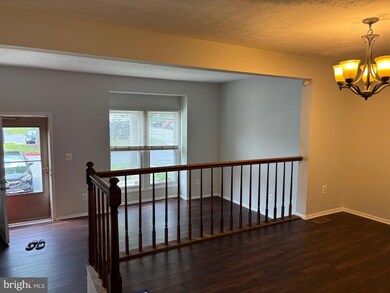 9323 Cabot Ct, Laurel, MD 20723 - photo 3