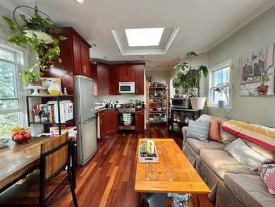 228 Hurley St unit 3, Cambridge, MA 02141 - photo 2