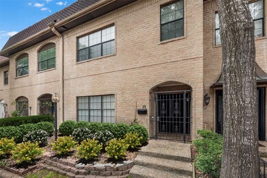 15 Bayou Pointe Dr, Houston, TX 77063 - photo 3